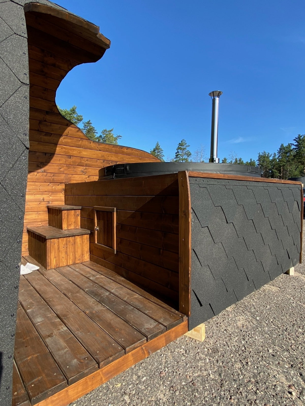 Iglusauna (Holzofen) und Hot-Tub (Holzofen) 2 in 1 Kombination